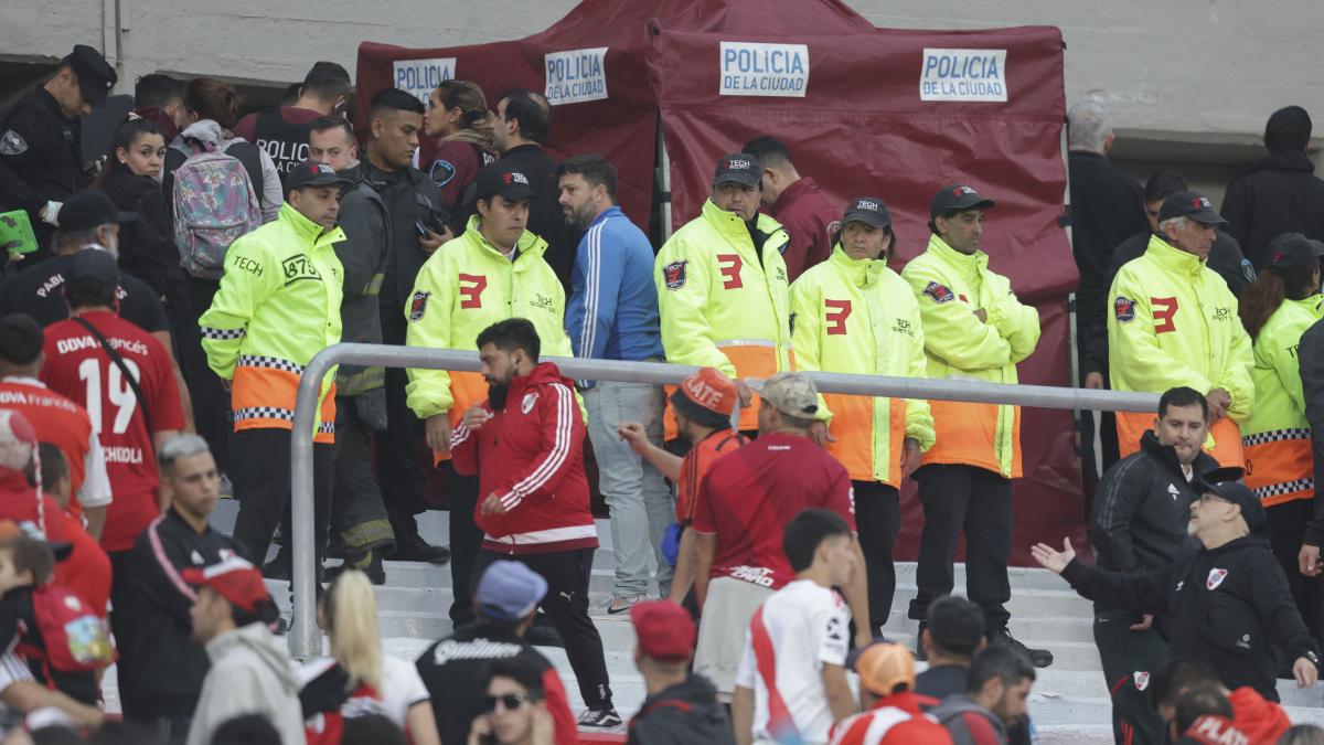 ¡Lamentable! Aficionado de River muere tras saltar al vacío en Estadio Monumental