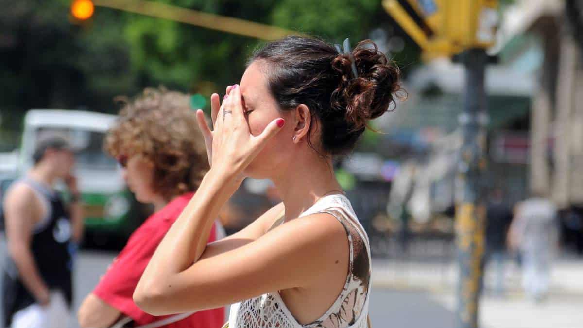 Clima CDMX. Mucho calor y altos índices de radiación UV se espera este lunes