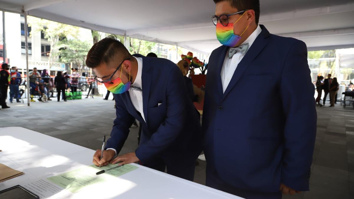 Boda masiva y gratis para 300 parejas LGBT+ en CDMX. ¿Cuándo es y qué necesito?