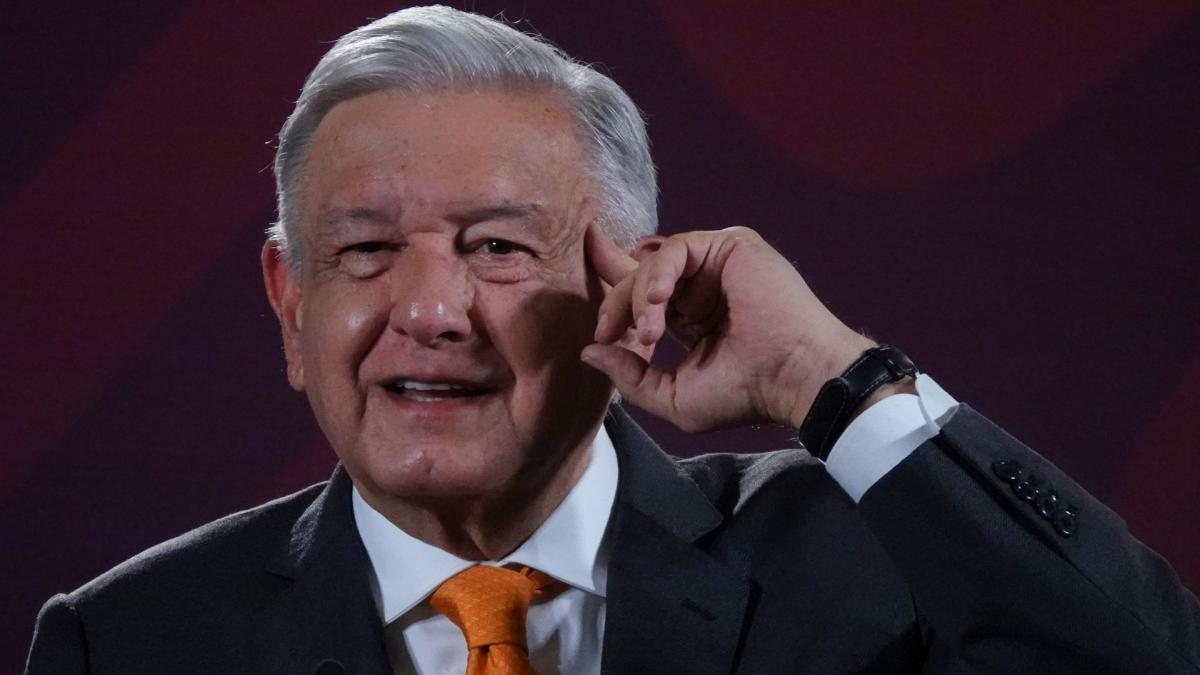 AMLO afirma que viene otra temporada de calor, pero por la contienda presidencial