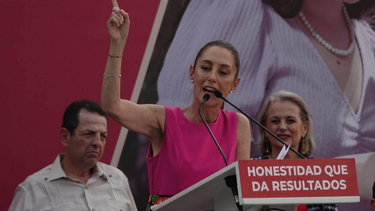 FOTOS. Así se vivió el evento de Sheinbaum en el Monumento a la Revolución