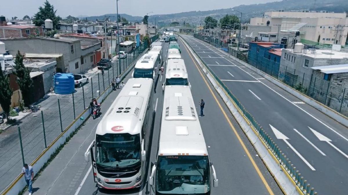 Tras cinco horas de bloqueo, reabren la autopista México-Cuernavaca