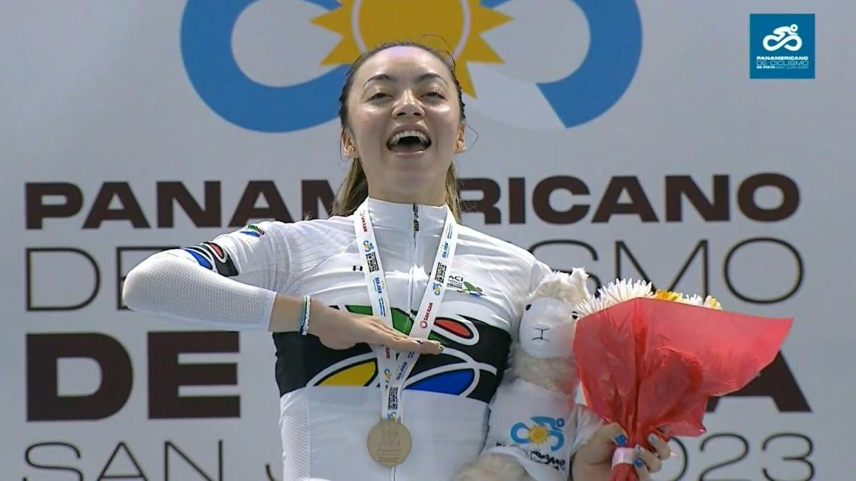 ¡Orgullo nacional! Yareli Acevedo gana oro en prueba de puntos del Campeonato Panamericano de Ciclismo