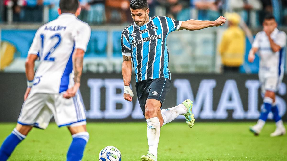 Luis Suárez dice adiós a las canchas y ya se lo comunico al Gremio; su decisión es triste para los fans