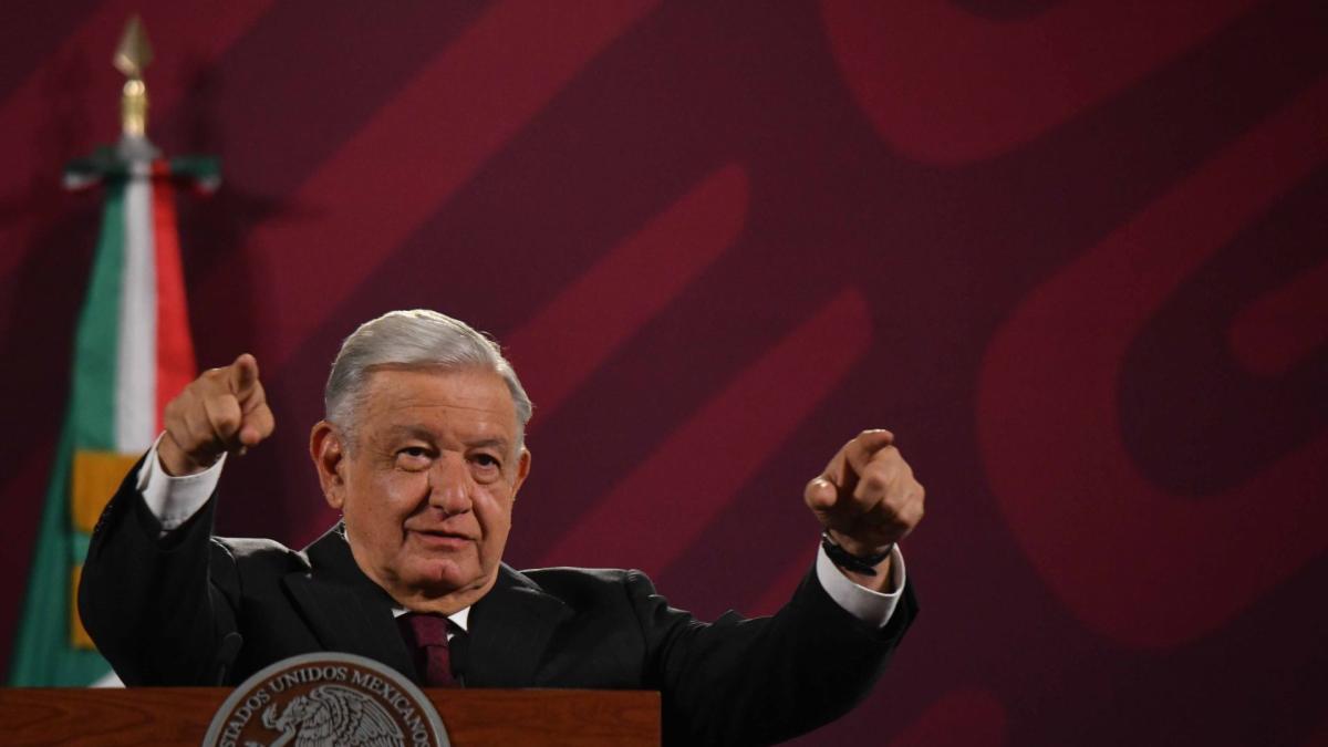 AMLO llama a no usar festejo del 1 de julio para apoyar a 'corcholatas'