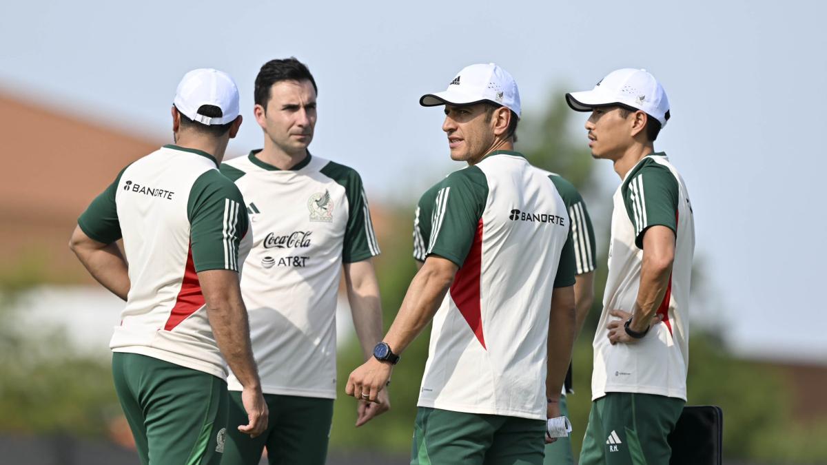 Cinco de los últimos siete entrenadores de México levantaron la Copa Oro