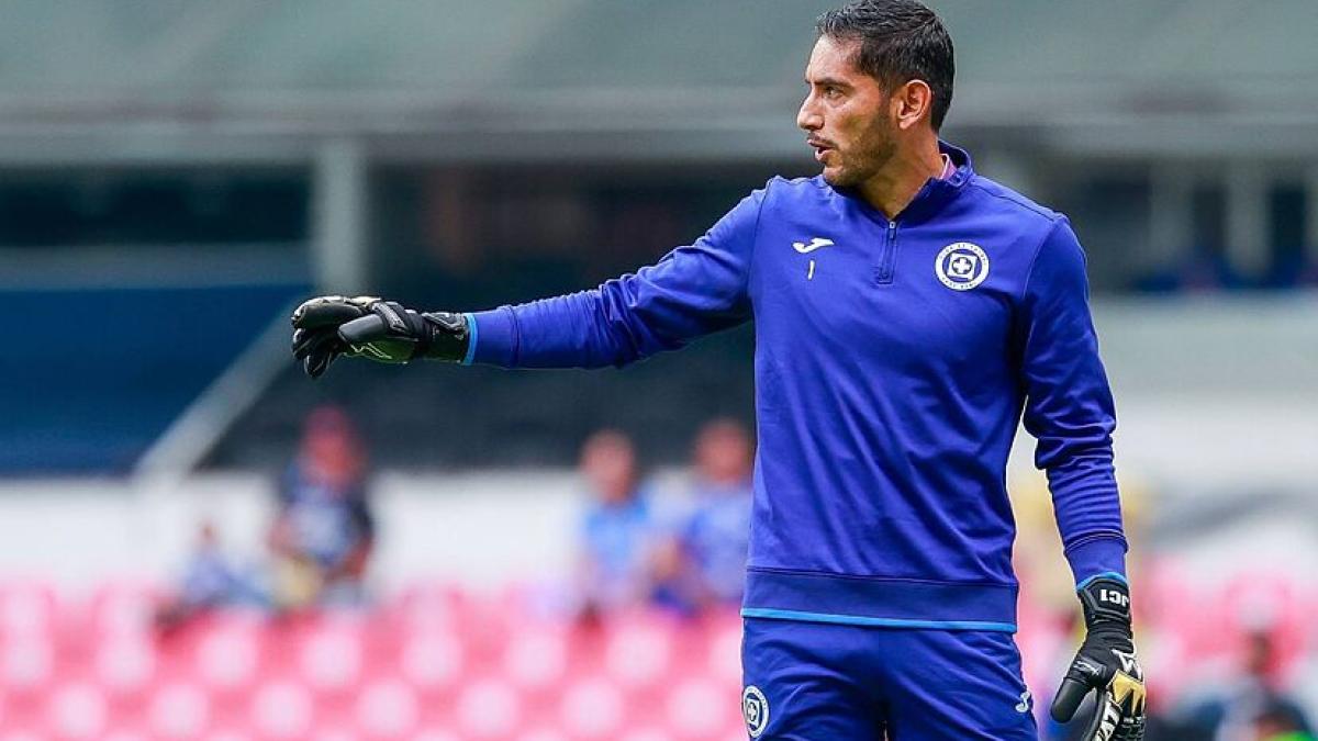 Cruz Azul: Jesús Corona se va de La Máquina después de 14 años y un título de Liga MX (VIDEO)