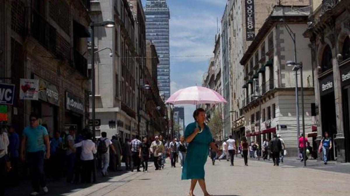 Clima CDMX. Ambiente caluroso, pero con nublados, prevén autoridades locales