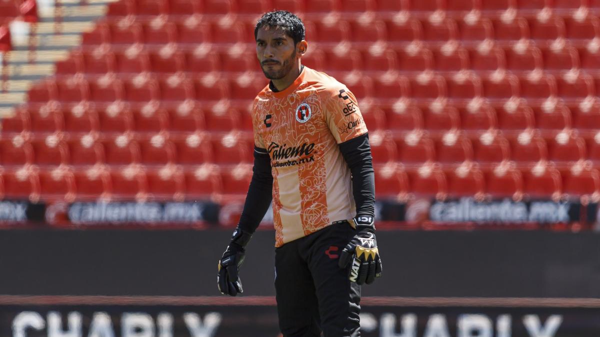 Xolos: Jesús Corona ya luce los colores de su nuevo club tras su salida de Cruz Azul y revela su meta con Tijuana (Video)