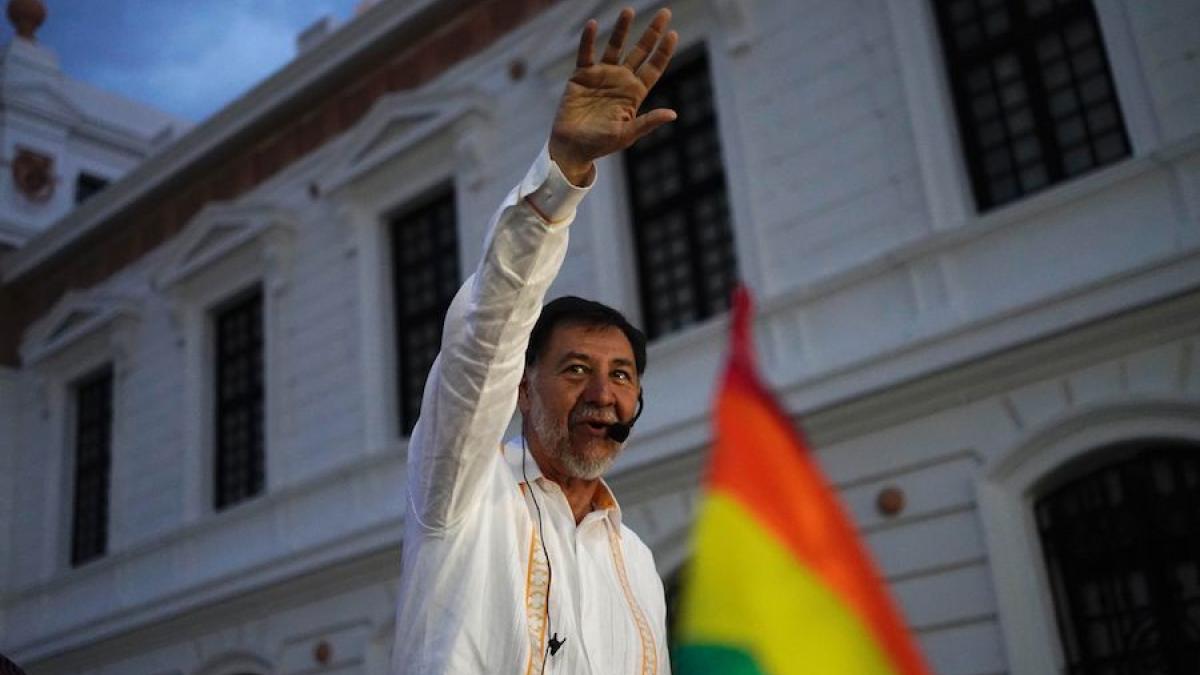 Fernández Noroña dice que las encuestas están “cuchareadas”