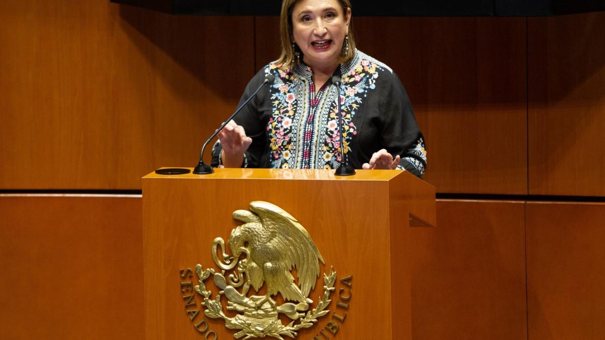 Xóchitl Gálvez anuncia que presentará denuncia contra AMLO por difundir información confidencial