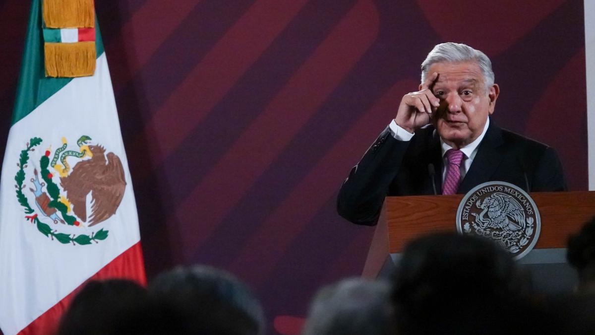 No hay motivo para que sancionen a partidos por procesos internos para escoger candidaturas, afirma AMLO