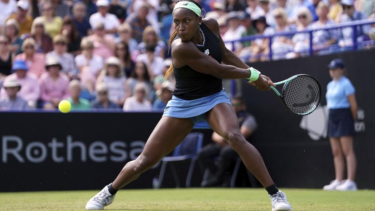 Gauff, la favorita, avanza a semis