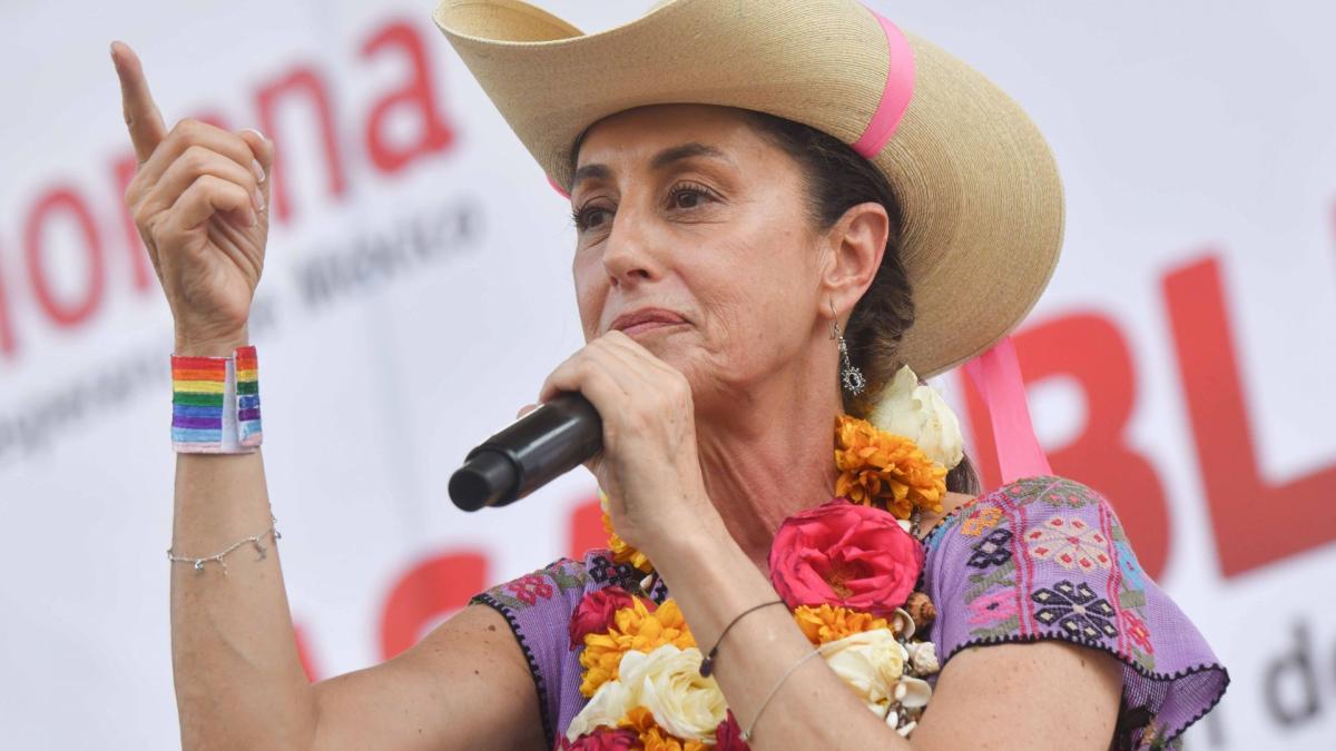 Que no haya ‘vuelta de la derecha’ en México, pide Sheinbaum