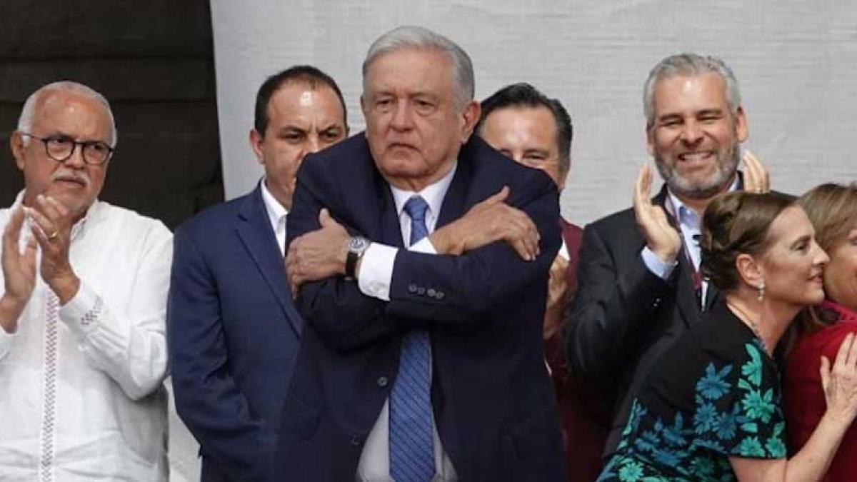 'Pensión aumenta 25% a partir de enero de 2024', anuncia AMLO