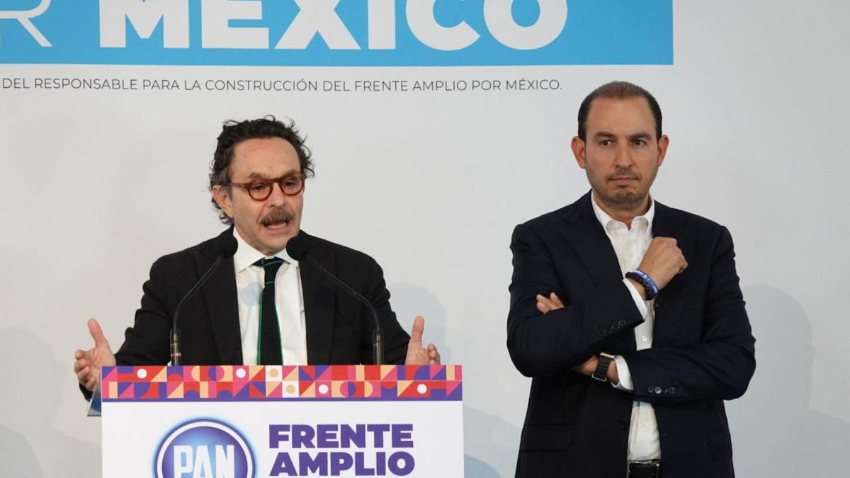 México sufre un gobierno ‘corrupto e inepto’, asegura Quadri al registrarse para encabezar FAM