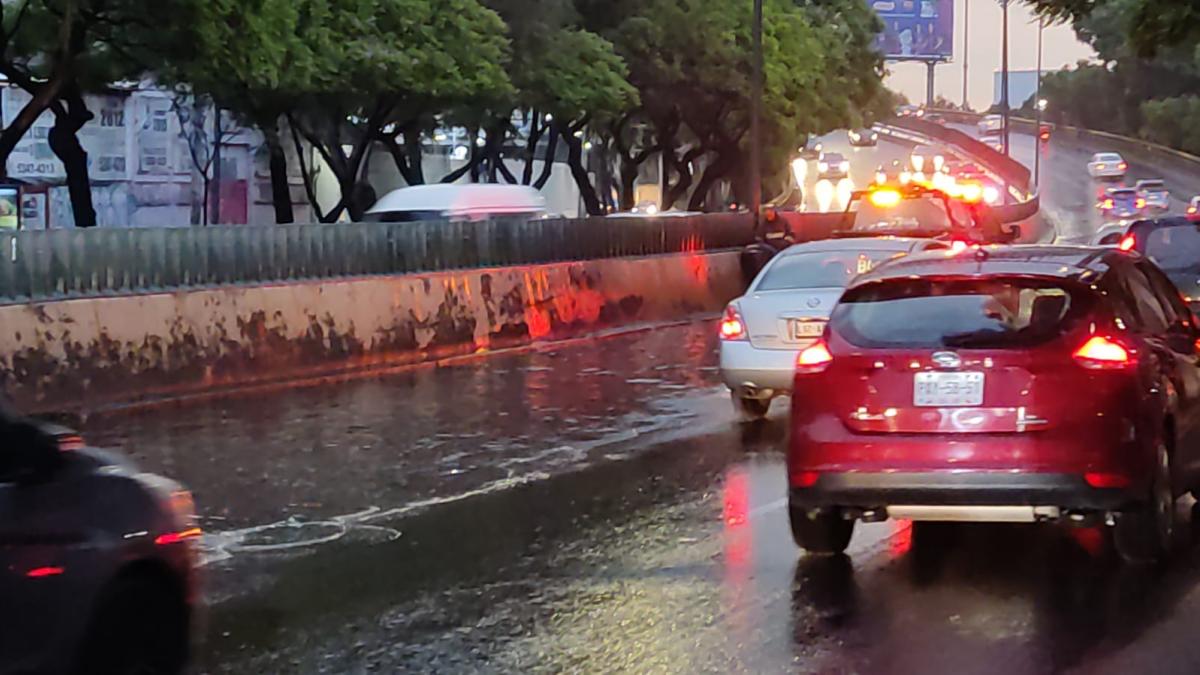 Emiten Alerta Roja ante persistencia de lluvias esta tarde en CDMX │ FOTOS