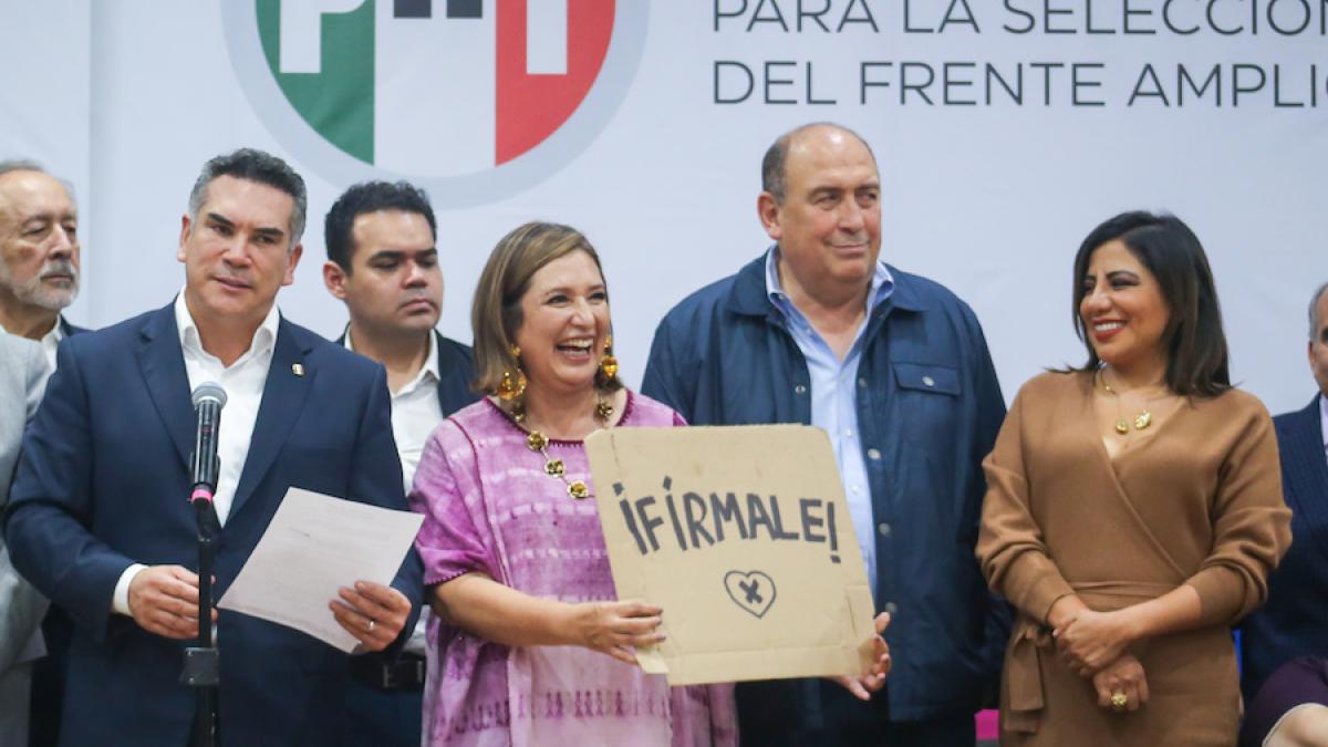 Xóchitl Gálvez y Santiago Creel se registran y enfilan contra AMLO