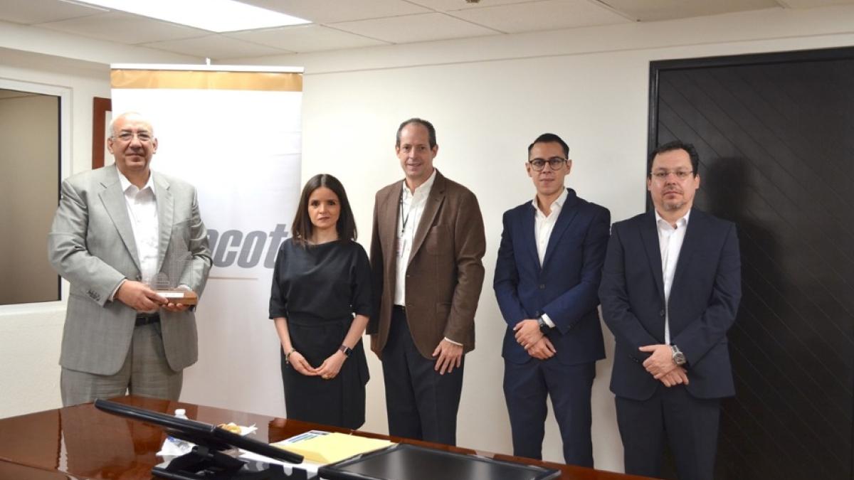 Recibe Fonacot reconocimiento de la BMV por emisión de bonos sociales