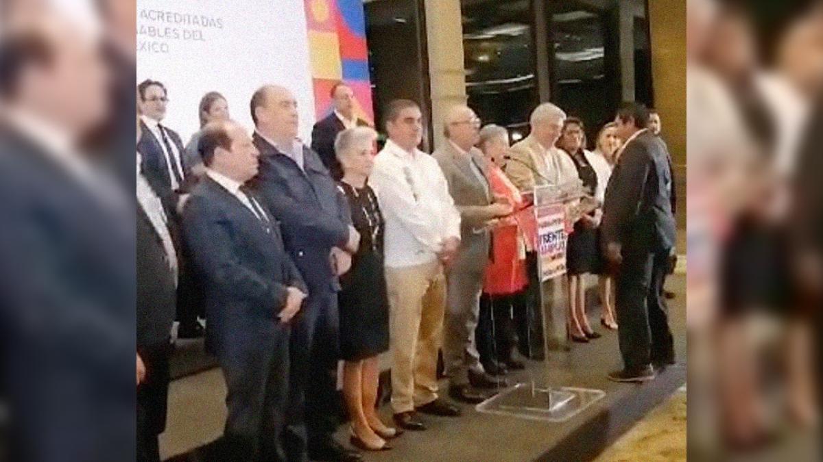 Frente Amplio presenta a quienes avanzan en busca de candidatura; avanzan 13 y 'batean' a 20