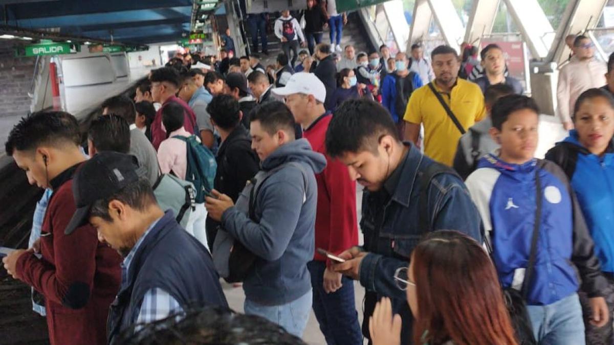 Metro CDMX. Reportan desalojo en Línea B; persisten retrasos en Líneas 2, 8 y B