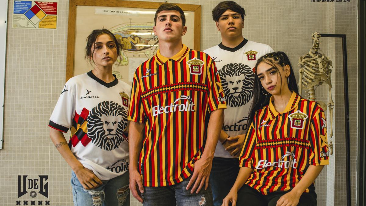 Sporelli diseña la nueva y hermosa piel de los Leones Negros de la U de G para la Temporada 2023-2024