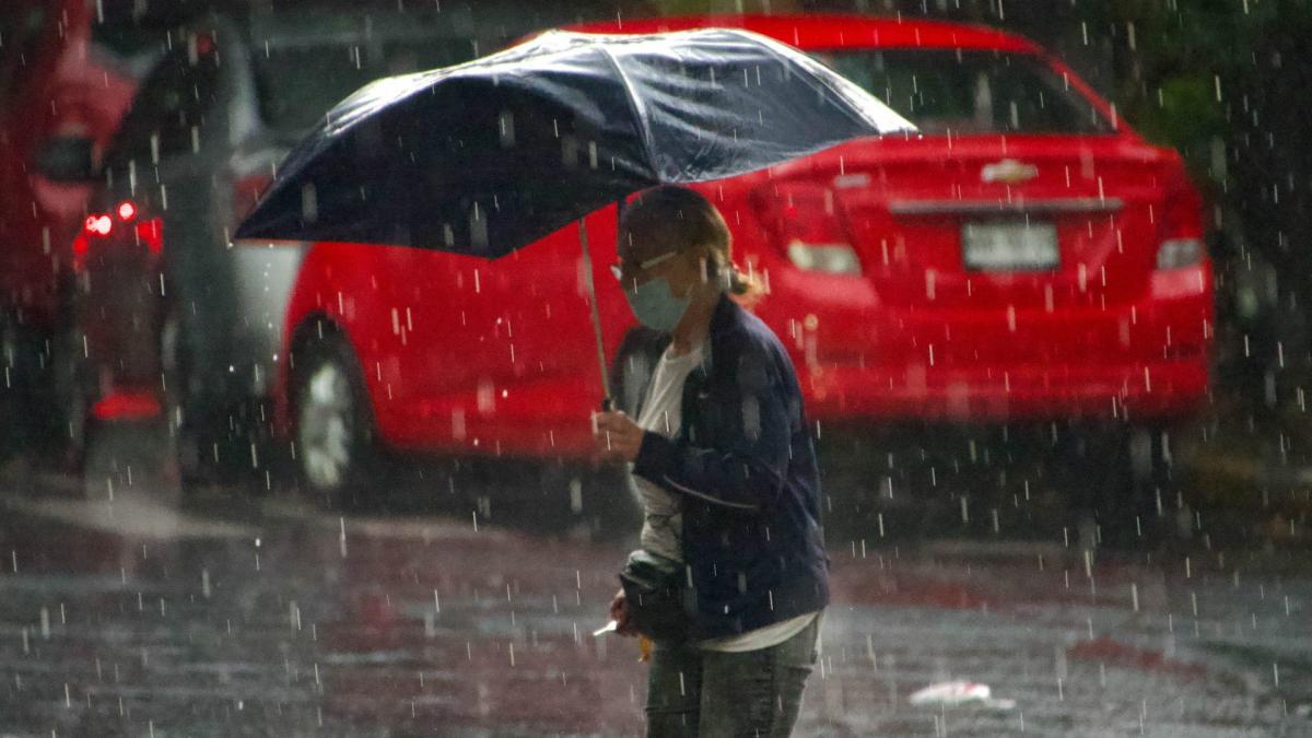 Lluvias fuertes y moderadas continuarán este sábado en el país, pero no cesa el calor