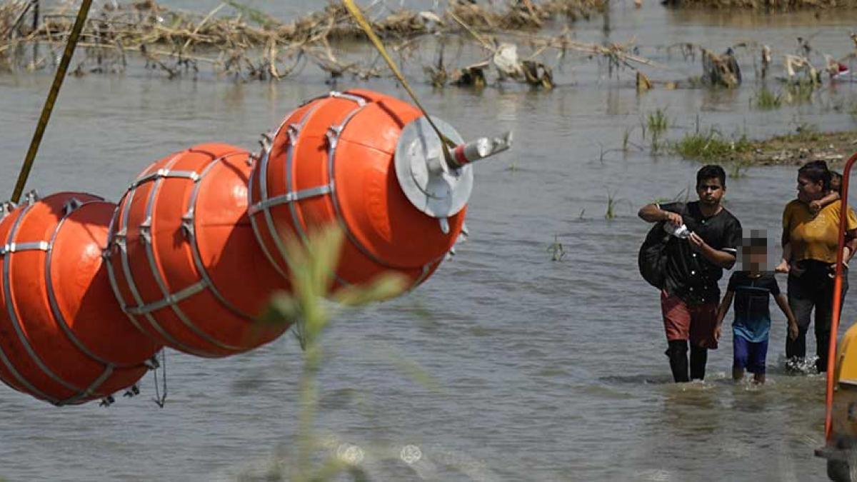 AMLO descarta orden de empujar a migrantes al río en Texas; 'sería inhumano'