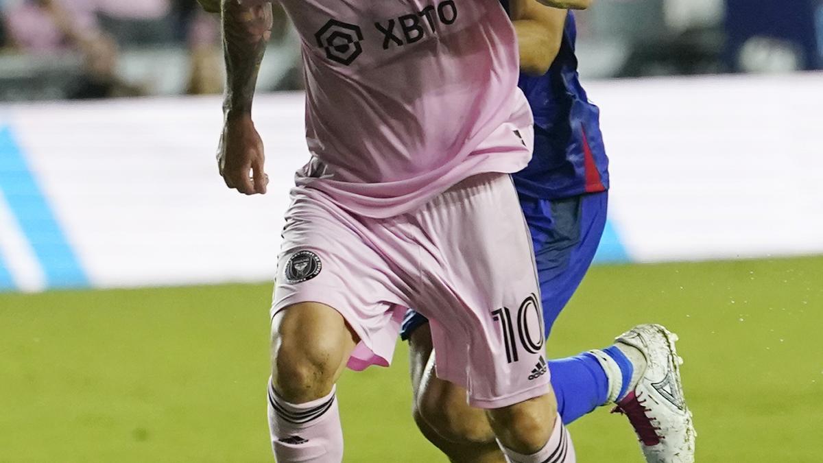 Leagues Cup: Hasta los calzones le robaron; jugadores del Cruz Azul le piden de todo a Messi