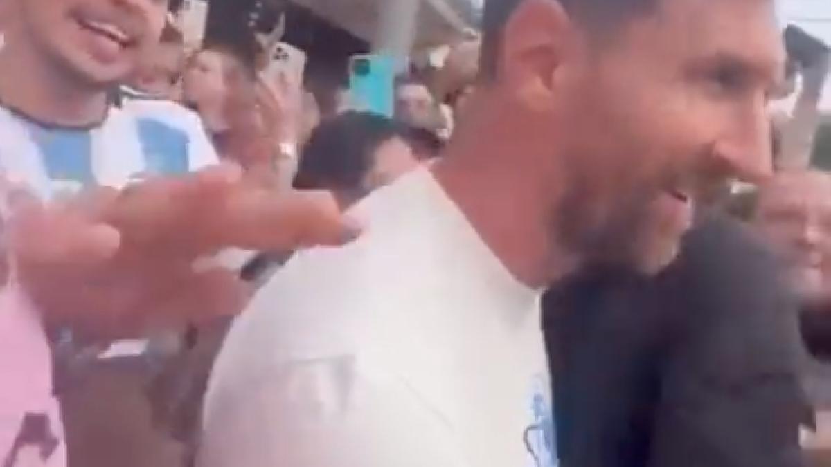 ​VIDEO: Lionel Messi enloquece a sus fans a su salida de una tienda en Miami