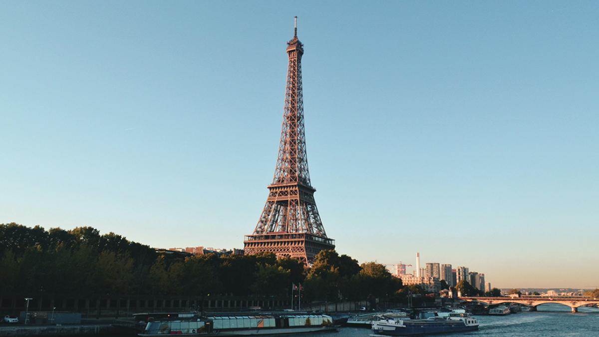 Caen 2 por agresión sexual a turista mexicana en París