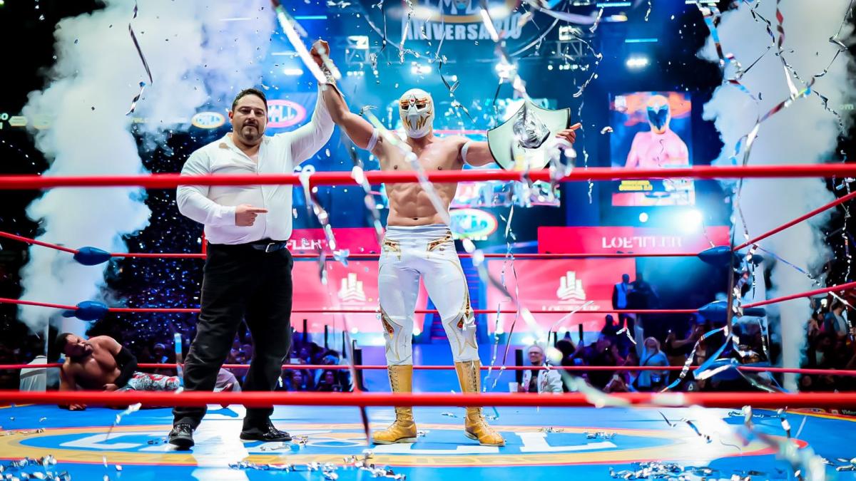 CMLL: Máscara Dorada 2.0 es el luchador más joven en ganar la Leyenda de Plata