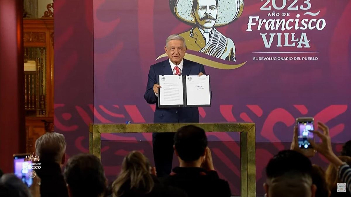 AMLO firma decreto para proteger sitios sagrados de indígenas de cuatro estados