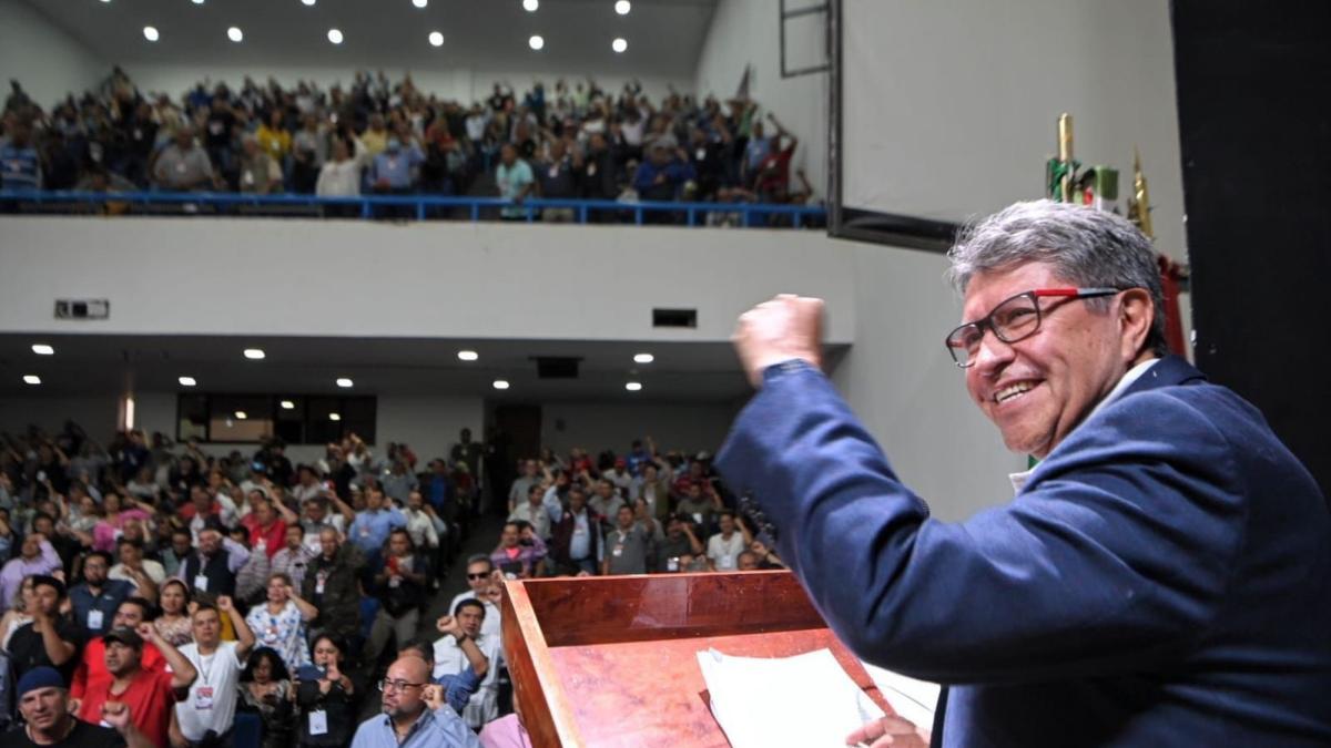 Monreal promete dar su apoyo a reforma laboral