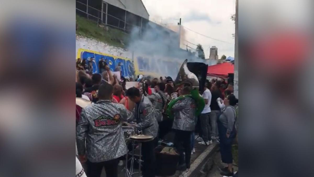 ¡Arman la carne asada! Fans hacen gran fiesta afuera de La Casa de los Famosos por la final