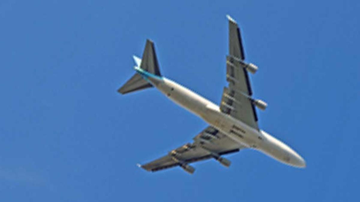 Avión desciende casi 6 mil metros en 6 minutos, en pleno vuelo; 'fue aterrador'