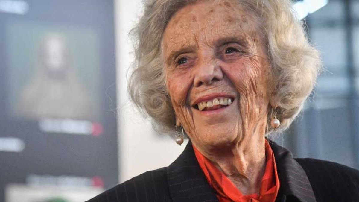 Elena Poniatowska pide a AMLO que 'no haya dedazo' para elección del 2024