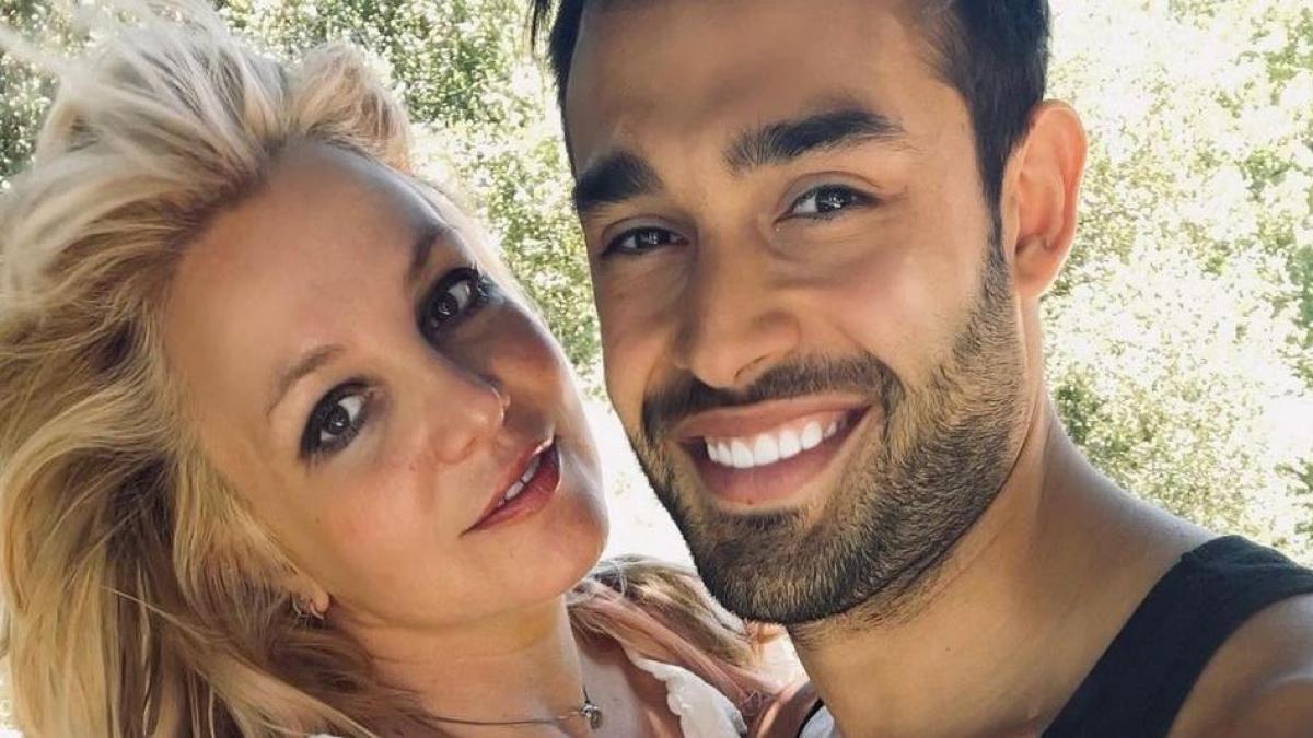 Britney Spears se divorcia de su esposo Sam Asghari, reportan