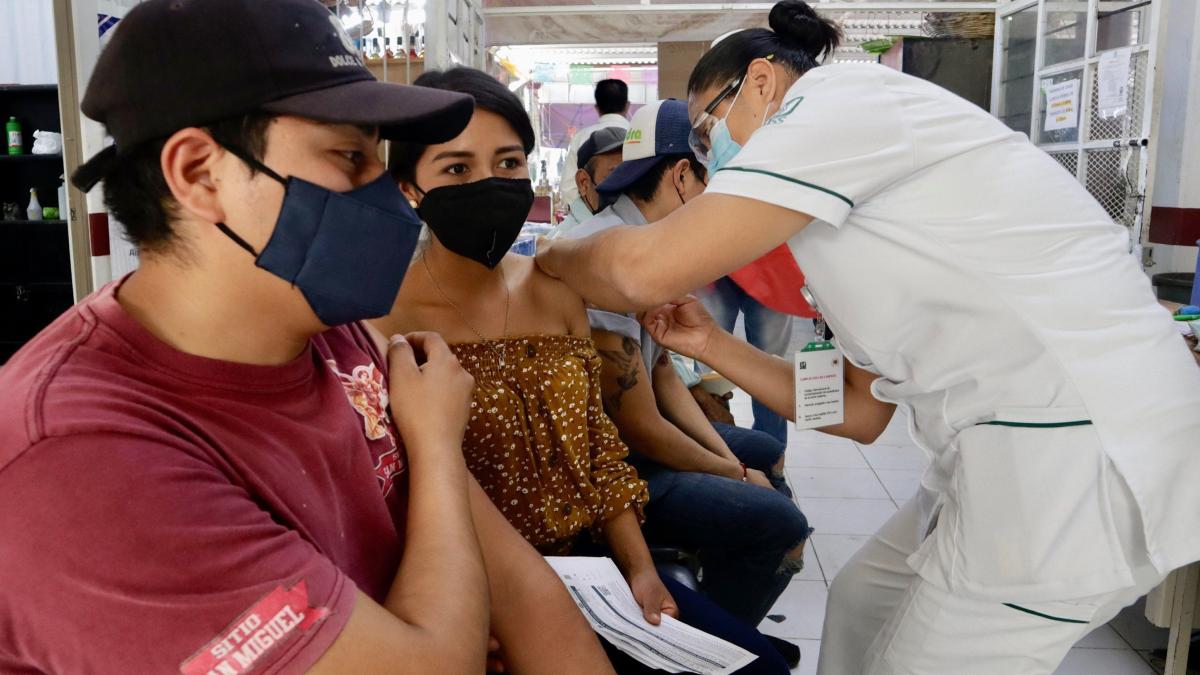 En esta FECHA arranca la vacunación contra influenza y COVID-19 en la CDMX