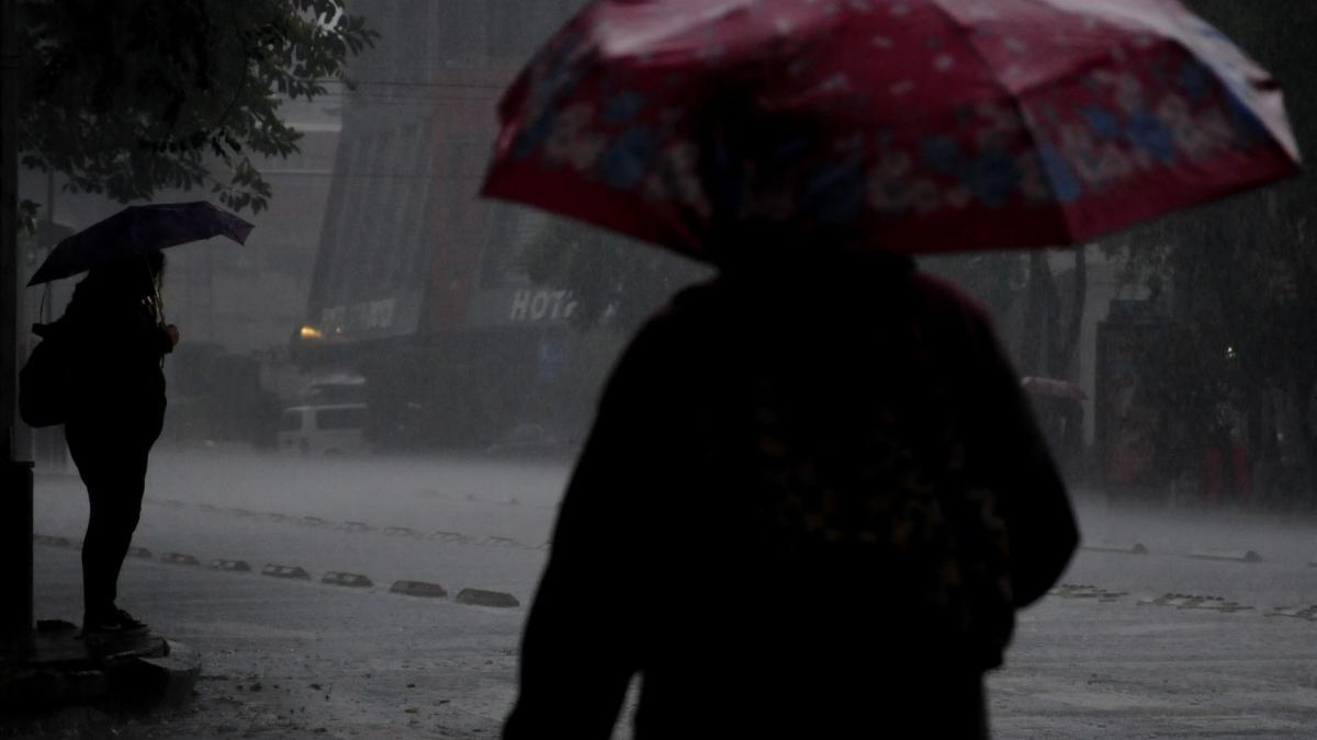 Huracán Hilary provoca lluvias intensas en 6 estados; con viento de 120 km en BC, BCS y Sonora