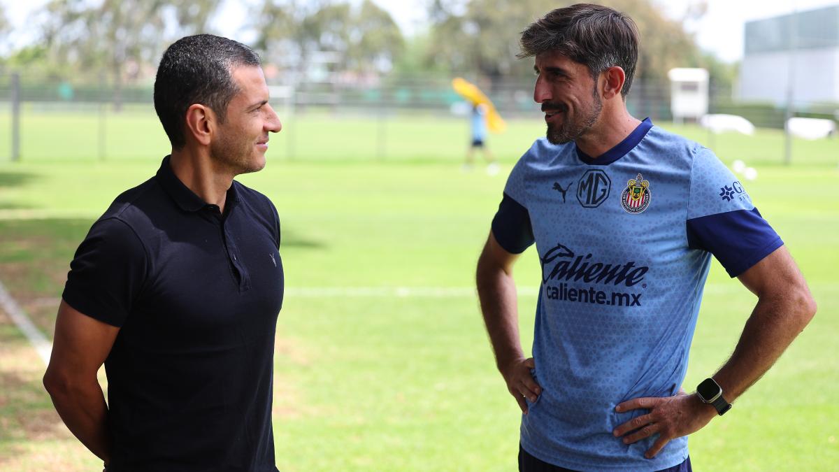 Chivas: Jaime Lozano es recibido con bombo y platillo en las instalaciones del Rebaño (VIDEO)