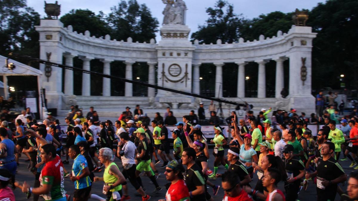 Estos son los horarios especiales del Metro y Metrobús para este domingo por el Maratón de la CDMX