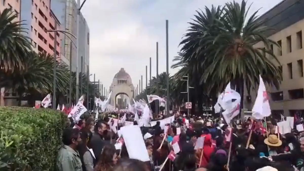 Cierran calles cercanas al Monumento a la Revolución por última asamblea de Sheinbaum