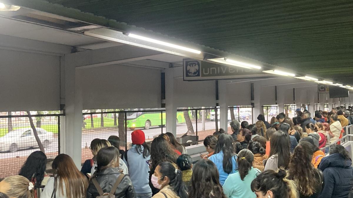 Regreso a clases: Suspenden servicio en la Línea 3 del Metro por labores de rescate