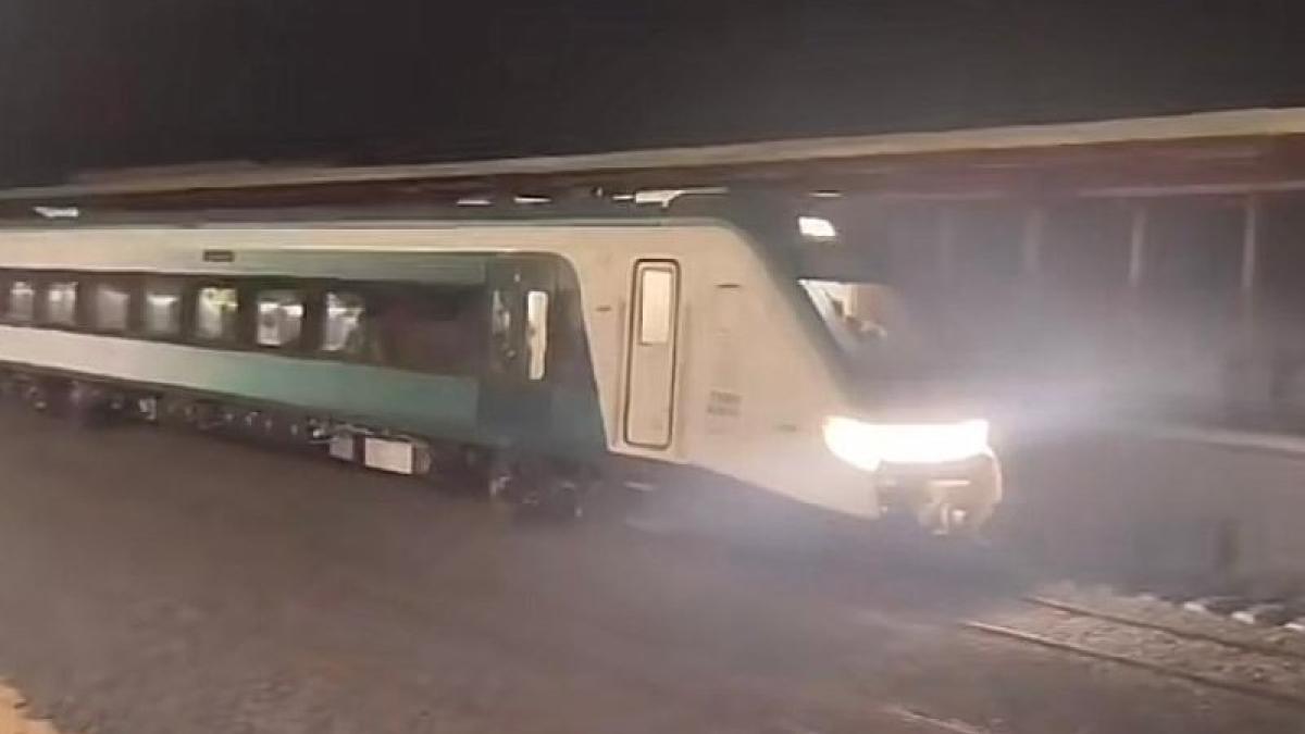 Tren Maya llega a Cancún esta madrugada sin contratiempos