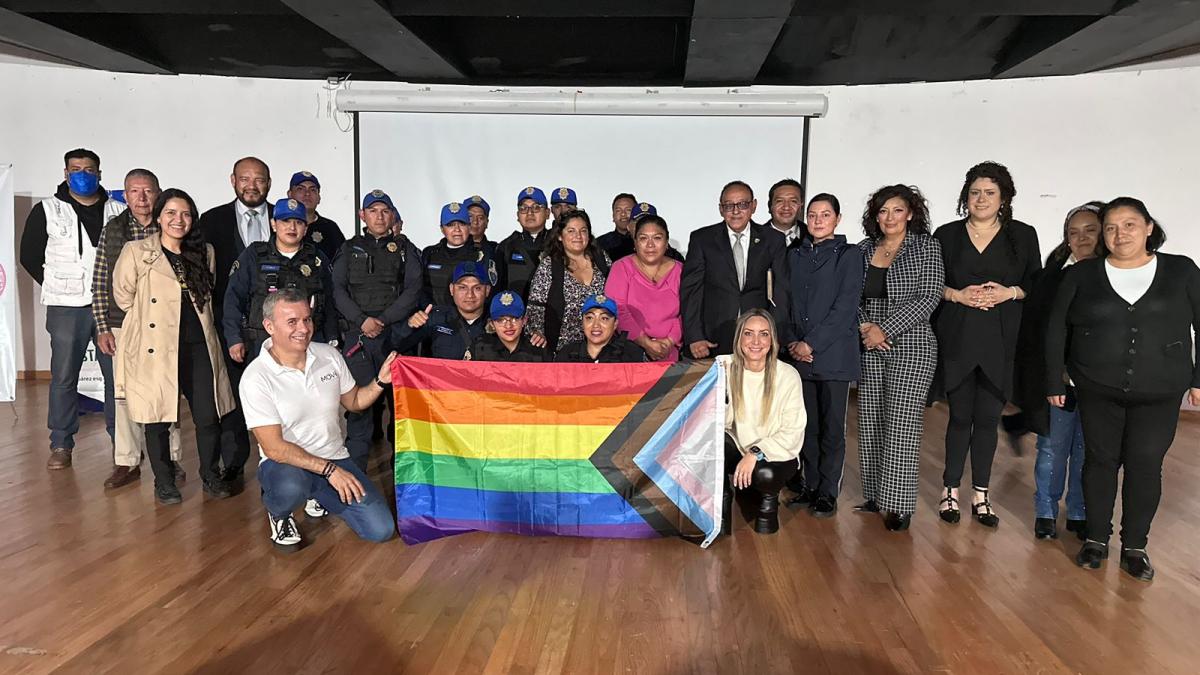 Cuajimalpa capacita a servidores públicos y policías en temas de la comunidad LGBTTTIQ+