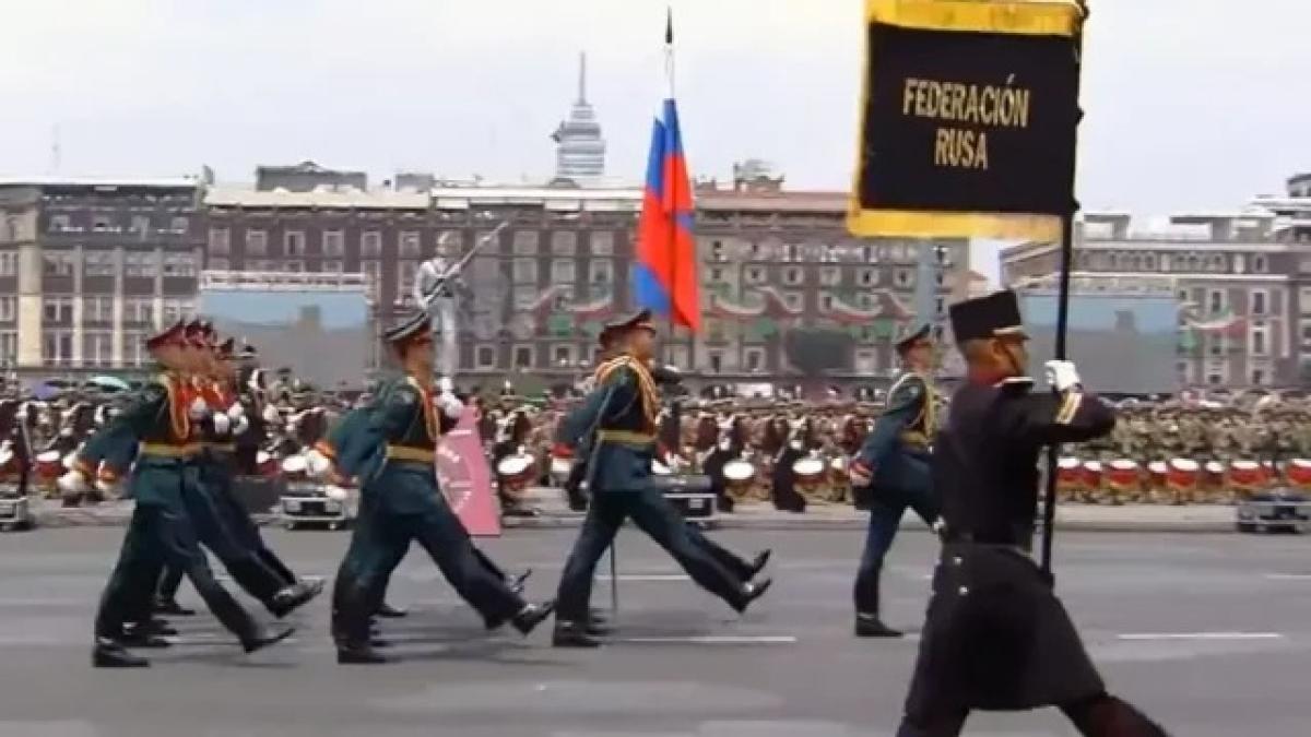 AMLO: Oposición armó escándalo por participación de contingente ruso en Desfile Militar