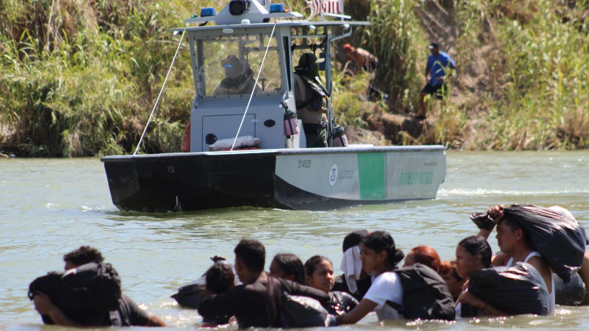 Arribo atípico de éxodos impacta a 6 municipios de la frontera norte