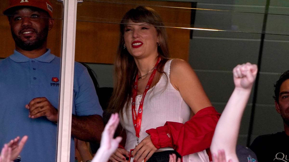 Travis Kelce y Taylor Swift: el jugador de la NFL rompe el silencia de la presencia de la cantante en su juego