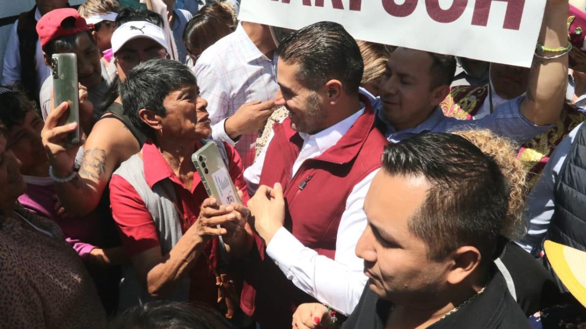 Reciben con banda a Omar en Tláhuac